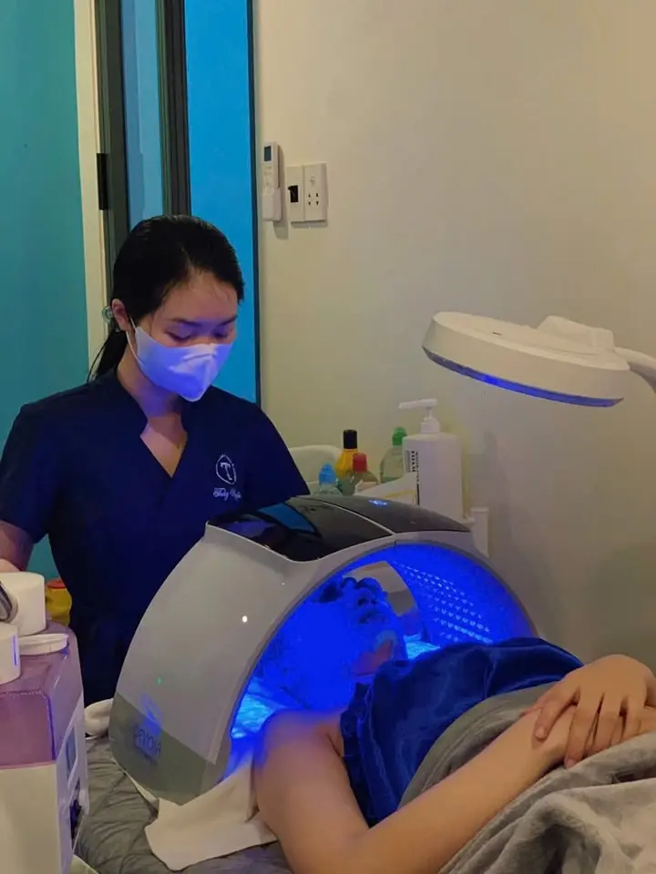 THỦY NGUYỄN BEAUTY & ACADEMY